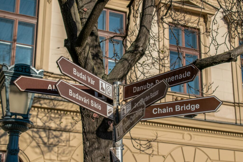 Navigating Online Loan Applications in Hungary: A Comprehensive Guide to OTP, Erste, K&H, Raiffeisen, UniCredit, and MKB Banks - como solicitar um empréstimo online Hungria